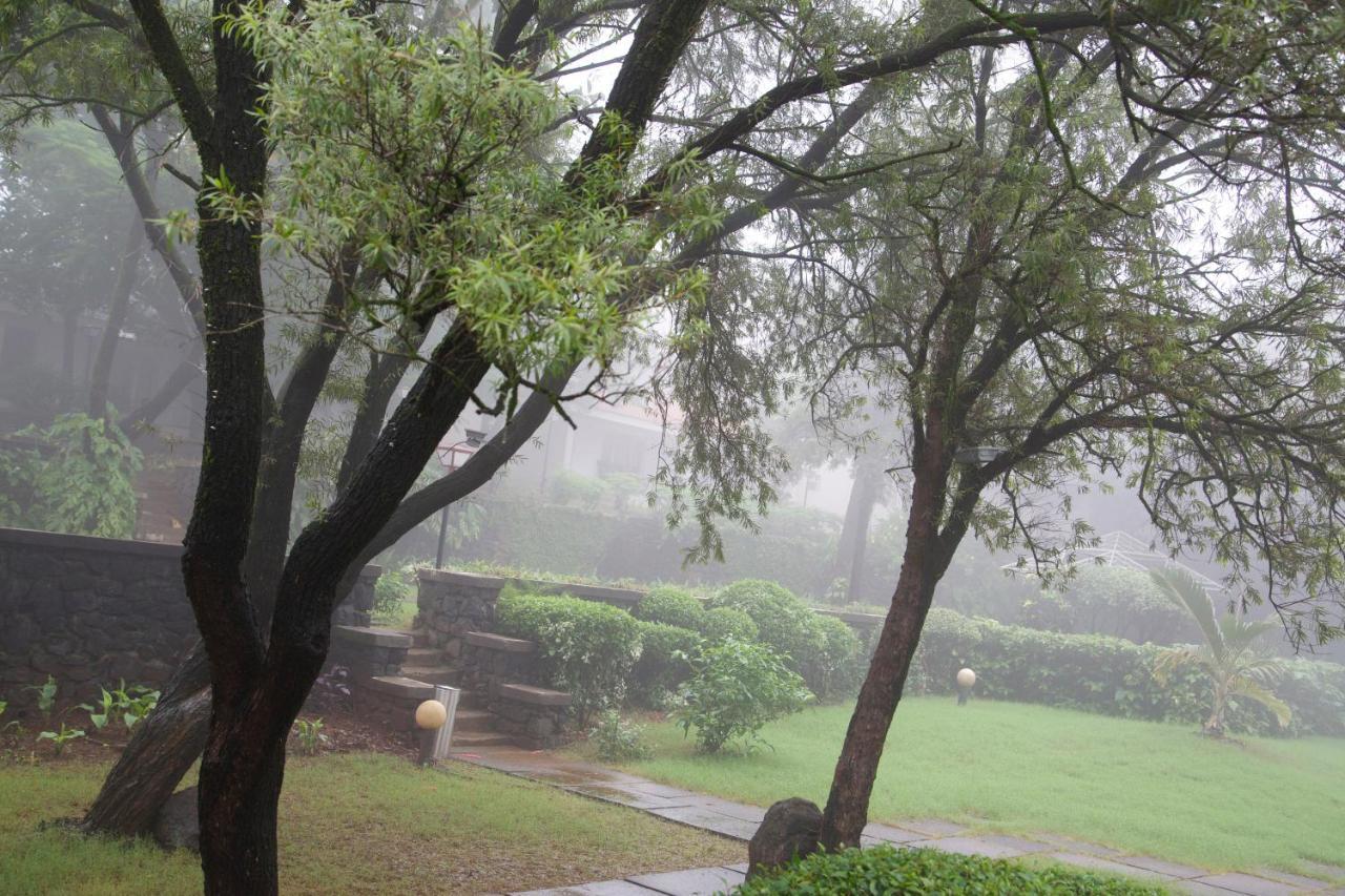 Manas Resort With Petting Zoo, Igatpuri Esterno foto